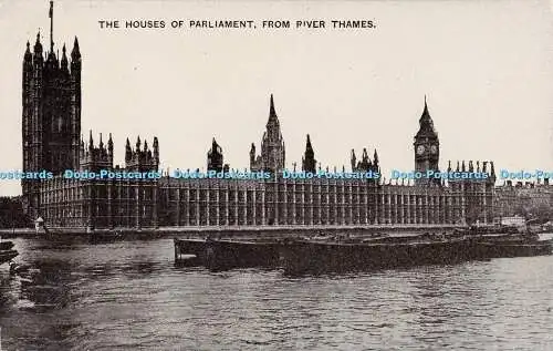 R487310 The Houses of Parliament From River Thames The Auto Photo Series