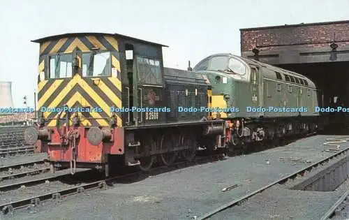 R485941 Class 05 No D 2569 Posen With Class 40 No D 305 40 105 Outside Wigan Spr