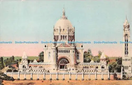 R489037 Lisieux La Basilique Vue d ensemble B T S L