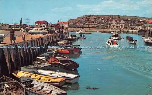 R484110 Hafen und West Cliff West Bay Plastichrome von Colourpicture W R Bawden