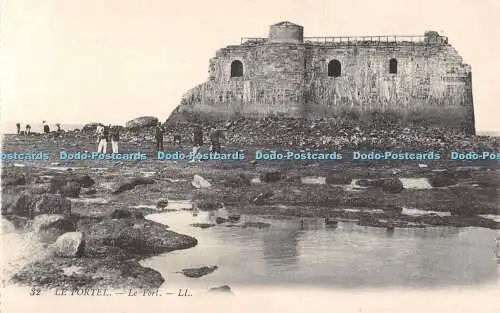 R489367 Le Portel Le Fort LL 32 Postkarte