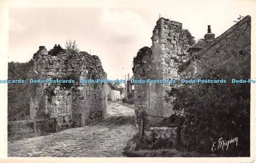 R486474 Provins Porte de Jouy demolie partielement en 1723 E Mignon RP 1961