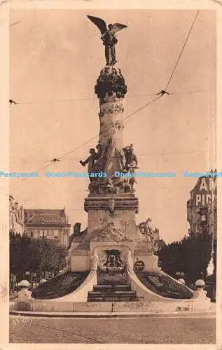 R489761 La Douce France Reims Marne La Fontaine Sube Yvon