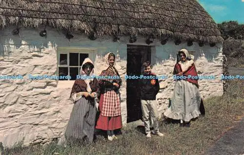 R488356 RB 223 Gruppe in Herren Tracht Cregneish I O M Ranscombe Photo