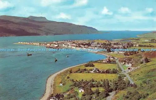 R490286 Ullapool und Lochbesen mit Blick auf Sommerinseln 1970