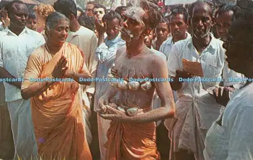 R490904 A Thaipusam Religiöse Festivalszene Malaiische Farbansichten