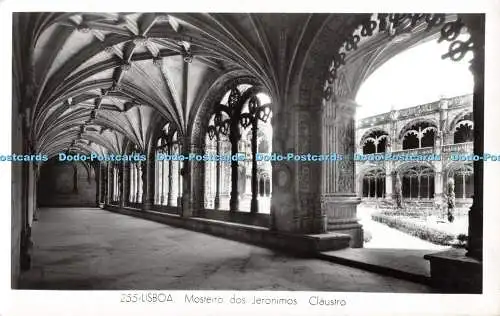 R490960 Lisboa Mosteiro dos Jeronimos Claustro Gevaert