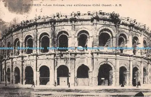 R490999 Nimes Les Arenes vue exterieure Cote Ouest A R