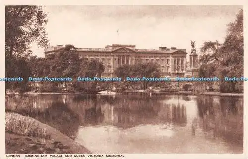 R489410 London Buckingham Palace and Queen Victoria Memorial Tokim Photogravure