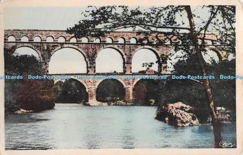 R491958 Environs d Uzes Gard Le Pont du Gard Combier Imp Macon