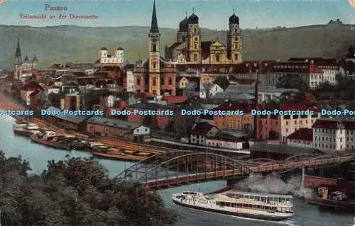 R491972 Passau Teilansicht an der Donauseite