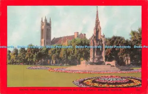 R494863 Central Park zeigt Waddell Fountain und Knox Church Winnipeg Manitoba