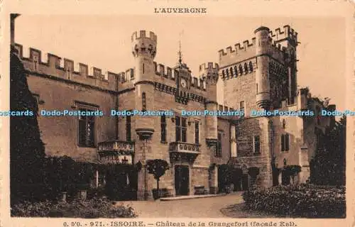 R494913 LAuvergne G dO 971 Issoire Chateau de la Grangefort Fassade Est J Gouttef