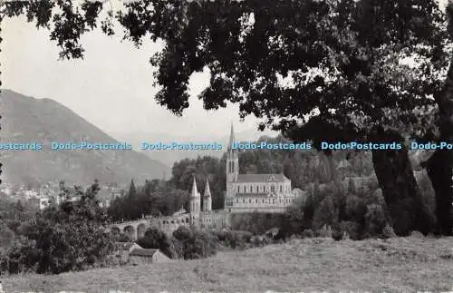 R493018 43 Lourdes Die Basilika und der Gipfel von Jer Edition Palais du Rosaire Lo