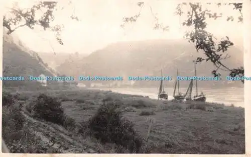 R501114 Unbekannter Ort Boote Berge See Postkarte
