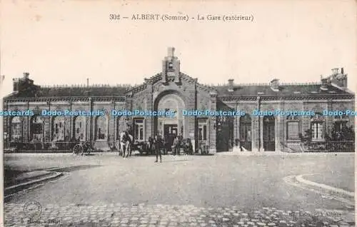 R496231 302 Albert Somme La Gare exterieur G Lelong Catala Freres