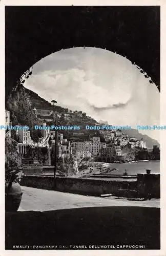 R502942 Amalfi Panorama dal Tunnel dell Hotel Cappuccini Riserv G Criscuolo Foto