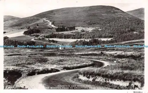 R504860 Mountain and Moorland Die kurvenreiche Straße nach Grantown von Tomintoul J B Wh