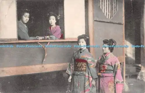 R508842 Asiatische Frauen Hergestellt in Japan Postkarte