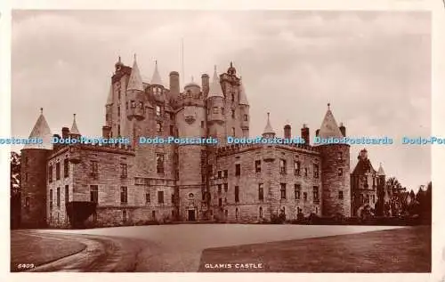 R510949 Glamis Castle J B White RP