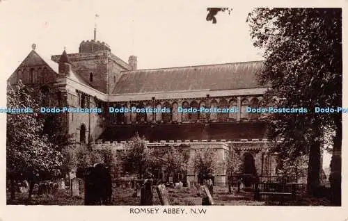 R511439 Romsey Abbey N W Bedfords Schreibwarengeschäfte RP