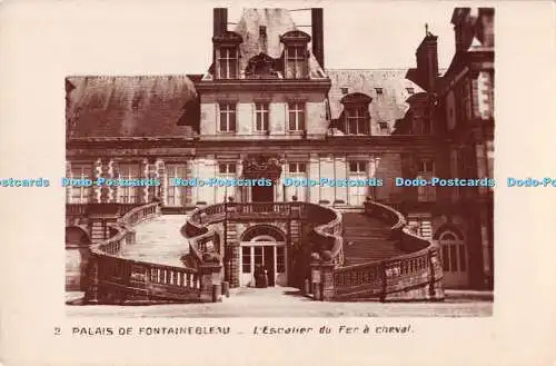 R511583 Palais de Fontainebleau L Escalier du Fer a cheval Musees Nationaux