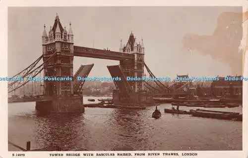 R513801 London Tower Bridge mit von der Themse erhobenen Körpern W H S Kingswa