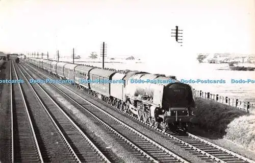 R514817 Eisenbahn Queen Elizabeth 46221 Cooper Eisenbahn Foto 1946