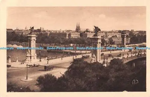 R512933 111 Paris Le Pont Alexandre III Alexander III Brücke E Papeghin