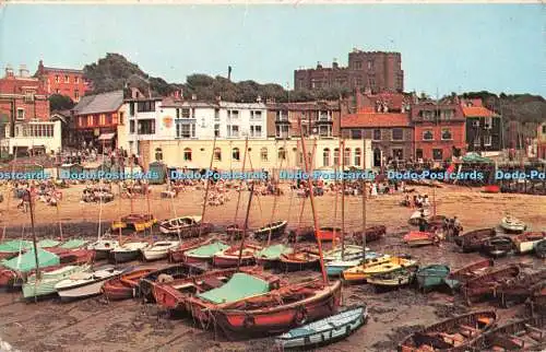 R521209 Broadstairs Viking Bay and Bleak House C G Williams Plastichrome von Colo