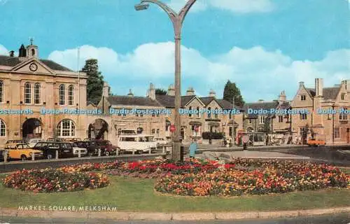 R521571 Marktplatz Melksham Lachs