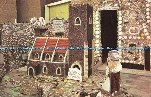 R523940 Southbourne The Shell House Photo Precision Colourmaster International