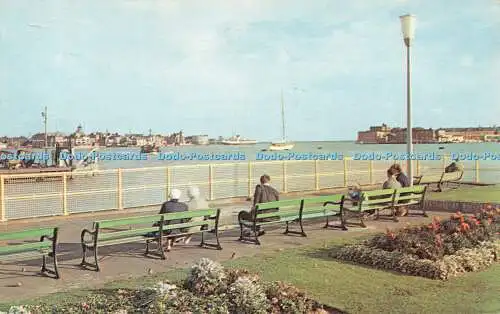 R520671 Gosport Ferry Gardens and Portsmouth Harbour C G Williams Plastichrome A