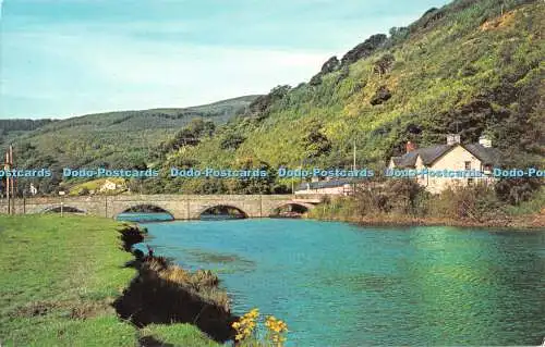 R520694 Machynlleth Penny Bont The River Dovey