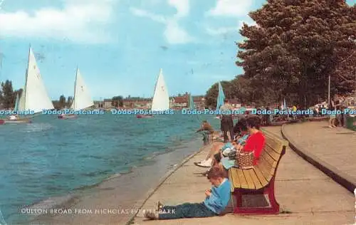 R524590 Oulton Broad from Nicholas Everitt Park J Salmon Cameracolour 1966