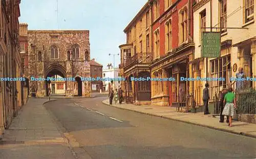R527067 Winchester The West Gate Roberts and Wrate Plastichrome von Colourpicture