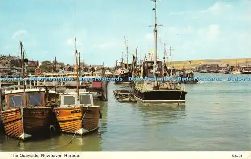 R527228 Newhaven Harbour The Quayside E T W Dennis