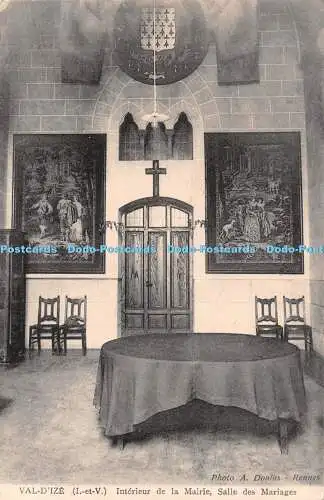 R527552 A Donias Rennes Val dIze I et V Interieur de la Mairie Salle des Mariage