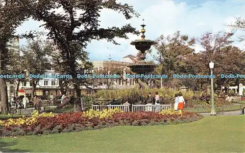 R525987 Old Steine Gardens Brighton RW 283 Roberts and Wrate Plastichrome W Skip