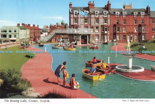 R716649 Norfolk Cromer The Boating Lake John Hinde London E Nagele