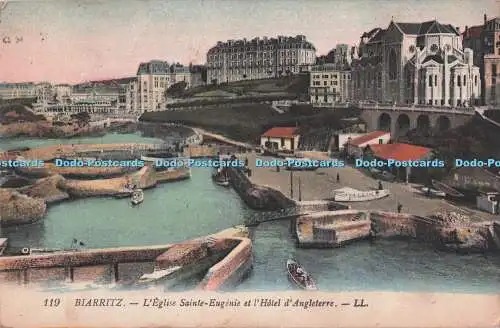 R718168 Biarritz L Eglise Sainte Eugenie et l Hotel d Angleterre LL 119 Levy et