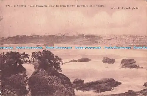 R719353 Biarritz Vue d ensemble Sur le Promontoire du Phare et le Palais L Jugan