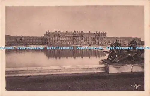 R719702 Les Petits Tableaux de Versailles Die Schlossfassade mit Blick auf den Par