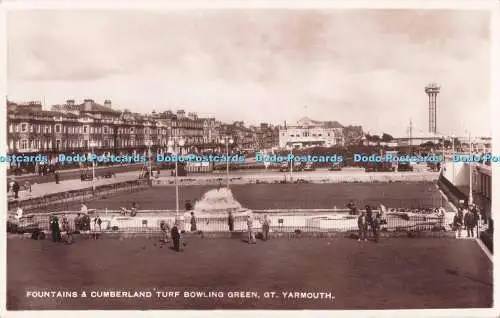 R720230 Gt Yarmouth Norfolk Fountains and Cumberland Turf Bowling Green RP