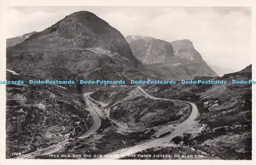 R722572 The New and the Old Roads von den Three Sisters of Glen Coe J B White Dun