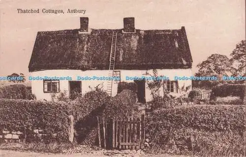 R722786 Astbury Reetgedeckte Cottages Postkarte