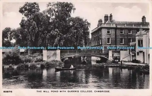 R721396 Cambridge The Mill Pond with Queen College C Richter London RP 1951