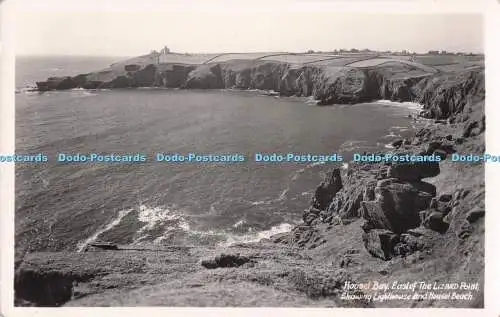 R721459 Housel Bay östlich des Lizard Point zeigt Leuchtturm und Housel Beach