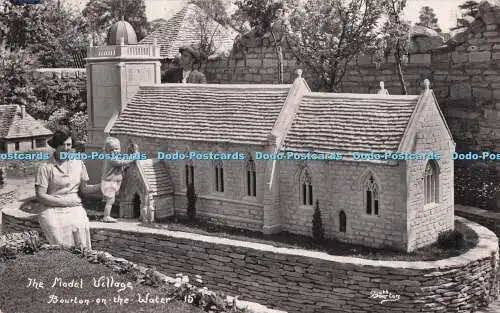 R725066 Bourton on the Water The Model Village British Made