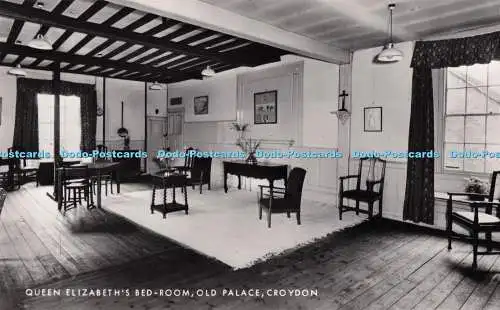 R726506 Croydon Old Palace Queen Elizabeth Bed Room Handford Photography RP